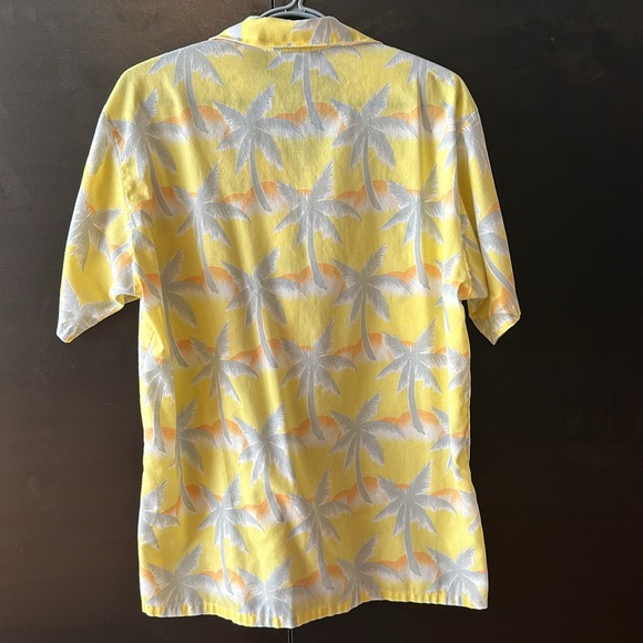 Palm Tree Tropicana Button-Up T-Shirt - Picture 3 of 3